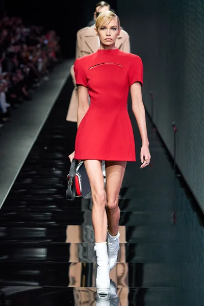 Look 30